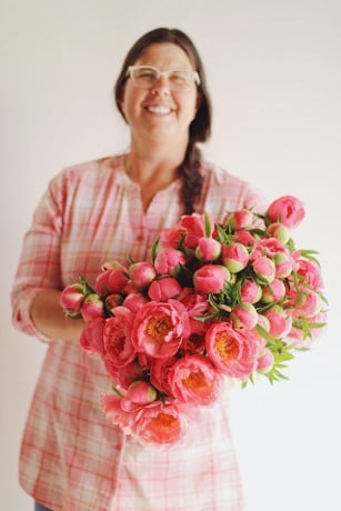 small farming, gardening, micro farming, sustainable agriculture - Flower Arranging & Design